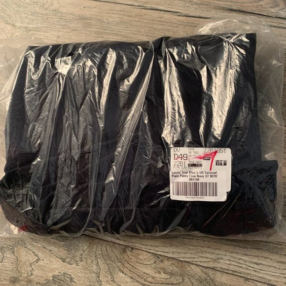 NWT LANDS' END MEN'S YEAR'ROUNDER TAILORED FIT PLAIN FRONT PANTS TRUE NAVY 37 - Picture 7 of 9